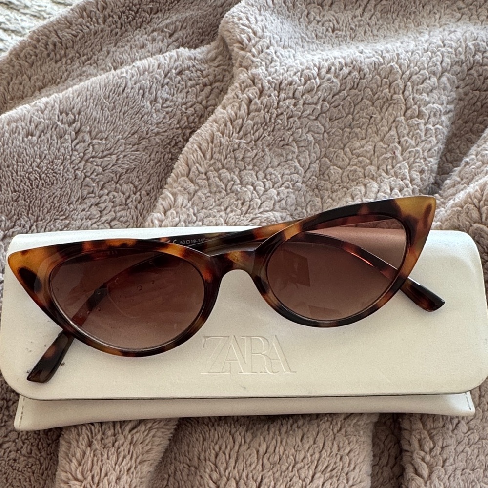 Zara sunnies